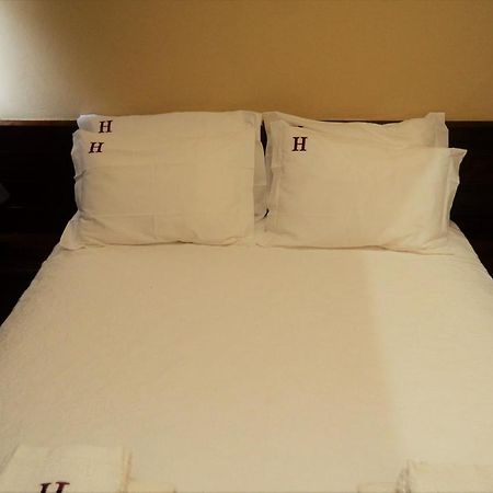 Hotel Central Сао Томе Екстериор снимка