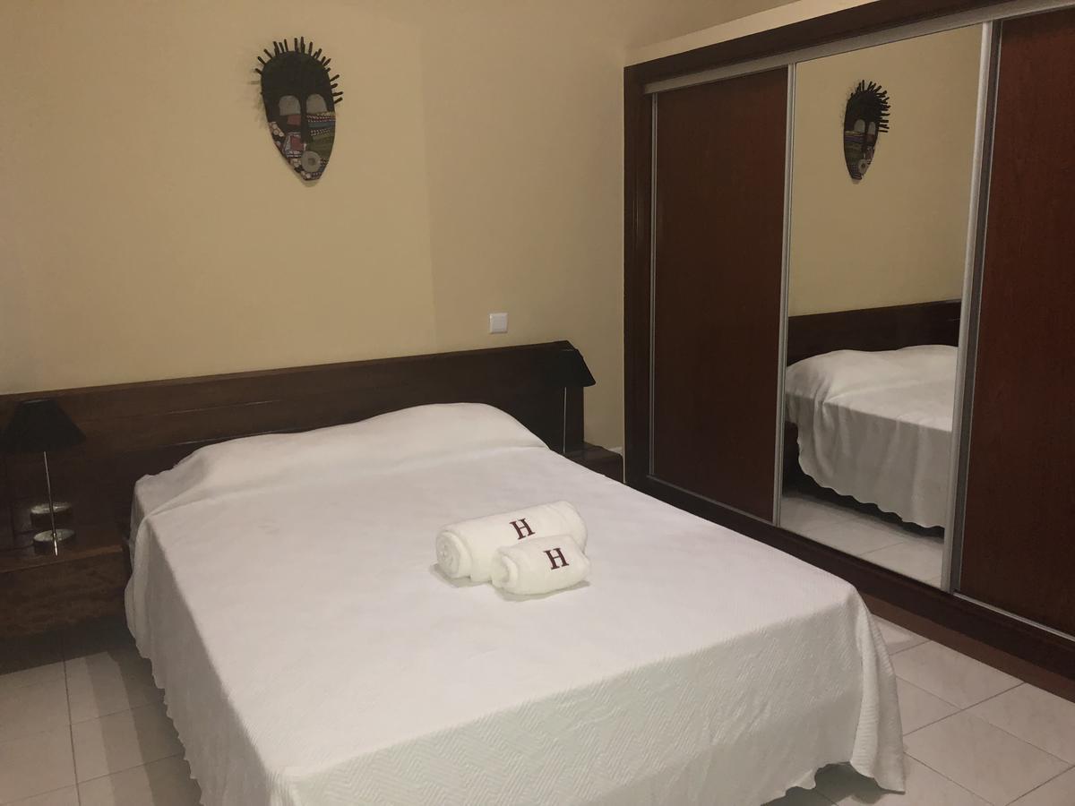 Hotel Central Сао Томе Екстериор снимка